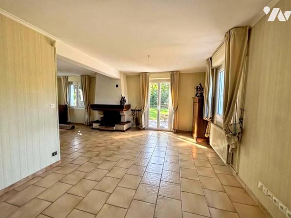 SEMI PLAIN PIED INDIVIDUEL SUR MARCK CENTRE 
