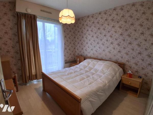 DEUX PIECES - BALCON - PARKING PRIVE