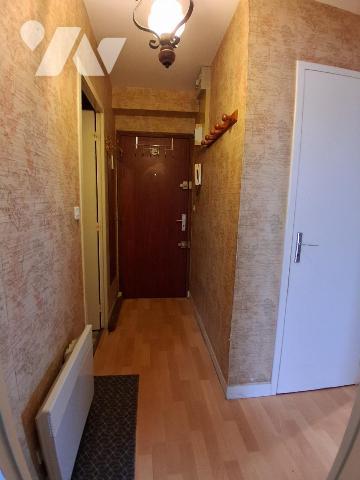 DEUX PIECES - BALCON - PARKING PRIVE