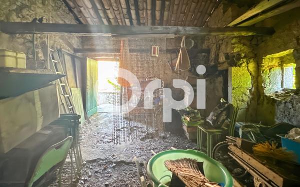 Maison à vendre    3 pièces •  Ruoms