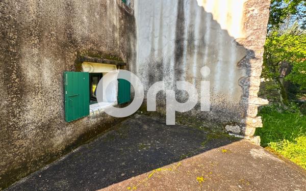 Maison à vendre    3 pièces •  Ruoms