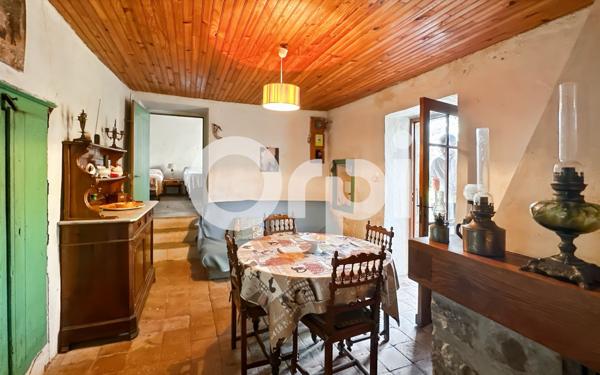 Maison à vendre    3 pièces •  Ruoms