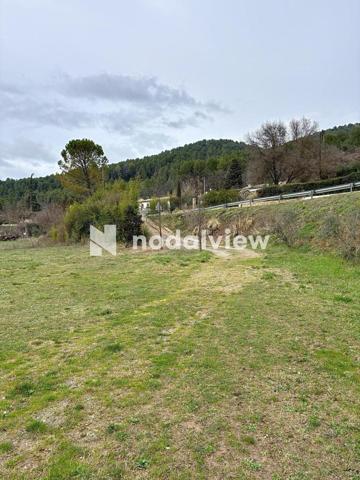 Vente Terrain Constructible à Salernes – Le Charme de la Nature, Prêt à Bâtir !