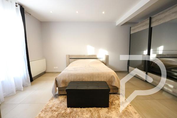 Maison 7 pièces 182.5 m2