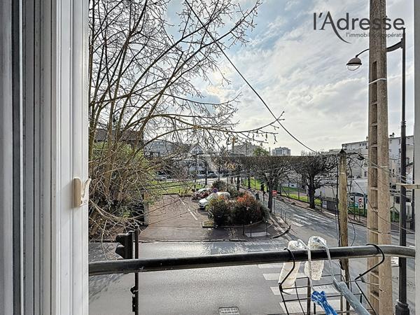 RUEIL-MALMAISON/ Avenue du Président Pompidou - Appartement 2 pièces 47m² - 1 Cave