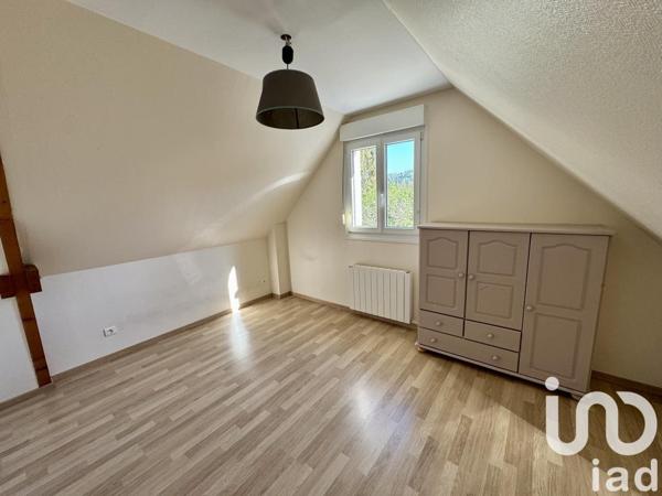 Maison 2 pièces de 80 m² à Brosville (27930)