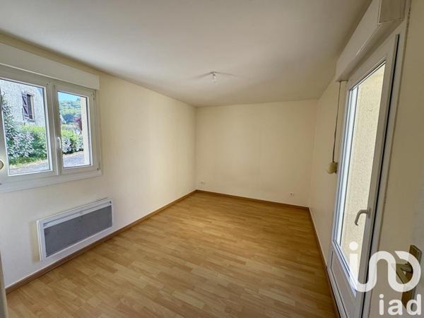 Maison 2 pièces de 80 m² à Brosville (27930)