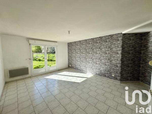 Maison 2 pièces de 80 m² à Brosville (27930)