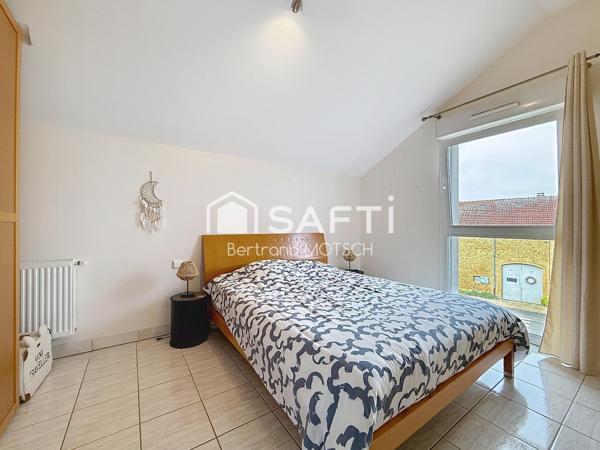 Appartement 2 chambres,grand garage,terasse