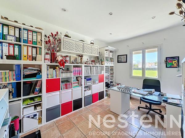 Maison de 144m2 de plan pied avec piscine Salon De Provence