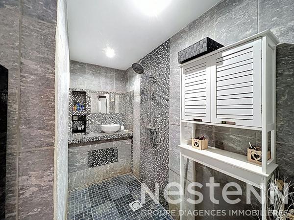 Maison de 144m2 de plan pied avec piscine Salon De Provence