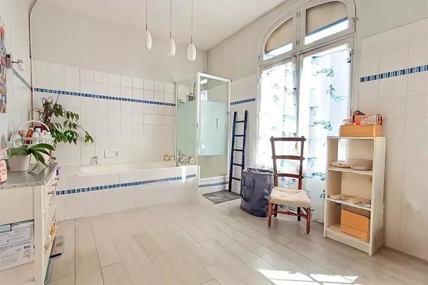 Appartement 7 pièces 180 m2