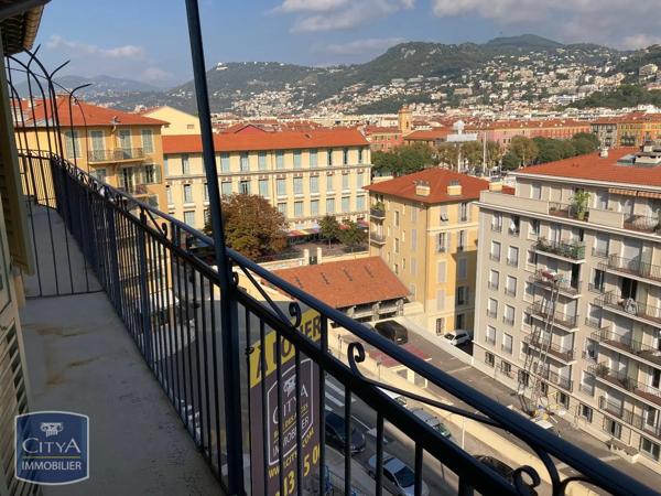 Appartement à louer 2 pièces 49.72m² Nice (06300)