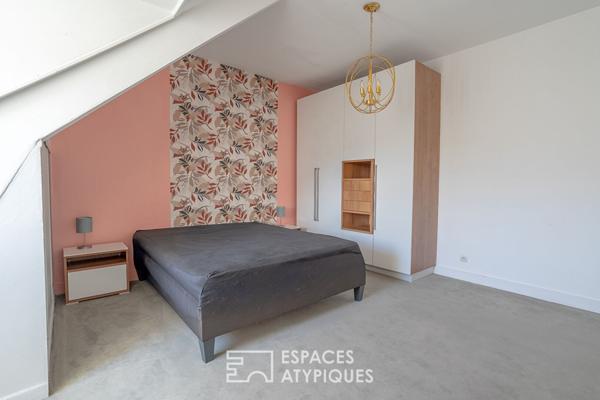 Élégante maison bourgeoise avec jardin et garage au coeur de la ville historique