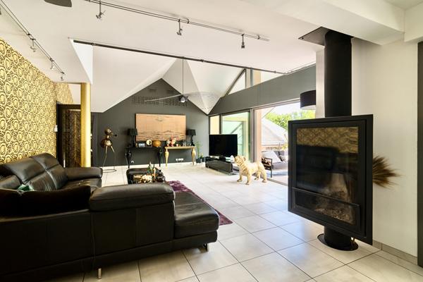Maison 13 pièces 392 m2