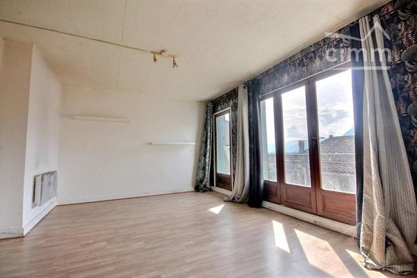 VILLARD-BONNOT / LANCEY – Emplacement idéal !
