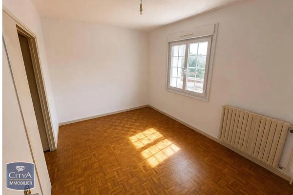 Maison à louer 5 pièces 100.59m² Cholet (49300)