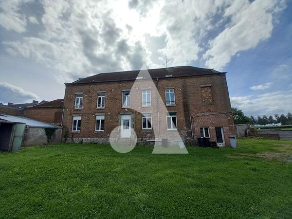 Maison 28 pièces 339.72 m2