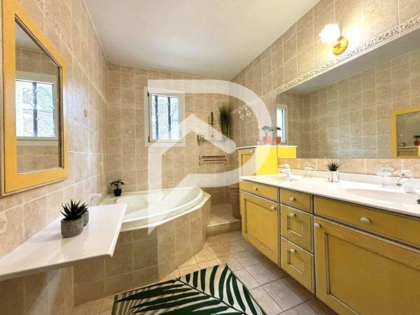 Maison 5 pièces 128.8 m2