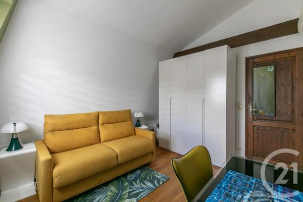 Maison à vendre  5 pièces - 109,21 m 2   ST MAUR DES FOSSES  - 94