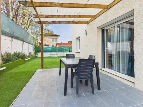 Proche centre de Villefranche sur Saône