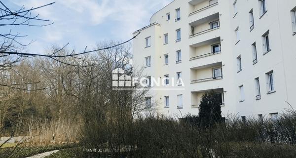 Location Studio 28.72 m² - Evry 91000