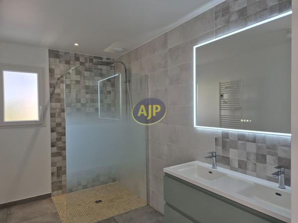 Location maison Hourtin : 915 € - AJP Hourtin Immobilier