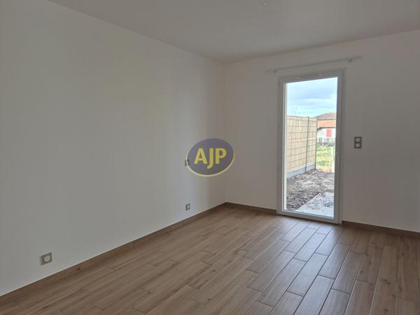 Location maison Hourtin : 915 € - AJP Hourtin Immobilier