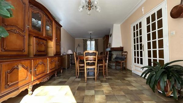 Achat - Maison Château-Gontier-sur-Mayenne 53200 5 pièces 103 m 2 571 m 2