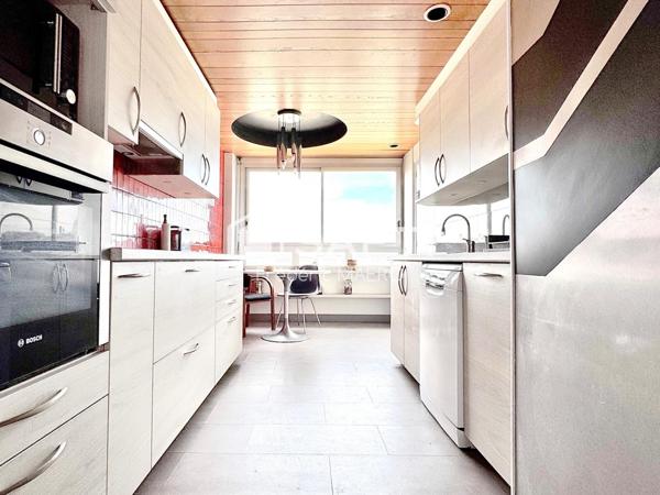 -Superbe Duplex dans le Carré d’Or de Marseillais-