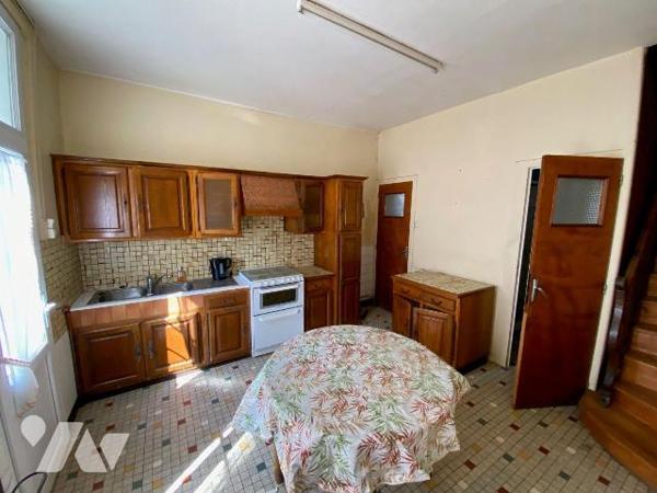 Plouha centre-ville, A la recherche d'un bien locatif, principal ou secondaire, ce bien situé e...