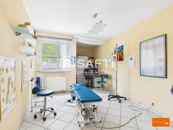 APPARTEMENT F4 DE 87 M² – MAYENNE, PLACE GAMBETTA