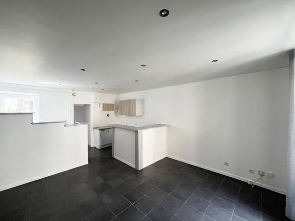 Appartement F2 au centre -ville de Saint Arnoult en Yvelines