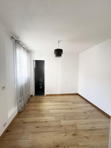 Appartement F2 au centre -ville de Saint Arnoult en Yvelines