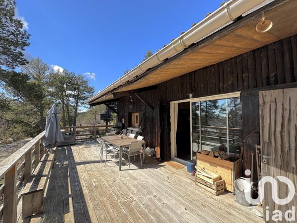 Châlet 4 pièces de 88 m² à Bédoin (84410)