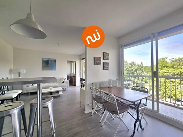 DERNIER ETAGE - Appartement T2 51m² - Parking privée