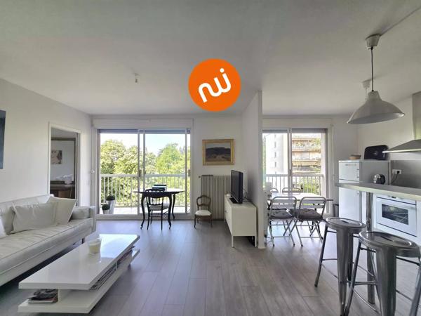 DERNIER ETAGE - Appartement T2 51m² - Parking privée