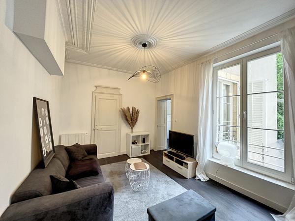Appartement MEUBLÉ - 1 chambre - terrasse - Metz secteur Fabert