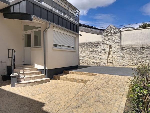 Maison Trelaze 9 pièce(s) 200 m2