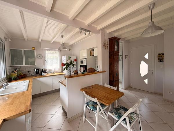 Une maison familiale rare : le calme absolu, la nature en ville!!!