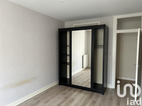 Appartement 5 pièces de 137 m² à Chalais (16210)