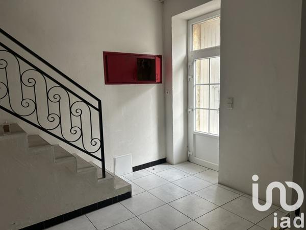 Appartement 5 pièces de 137 m² à Chalais (16210)