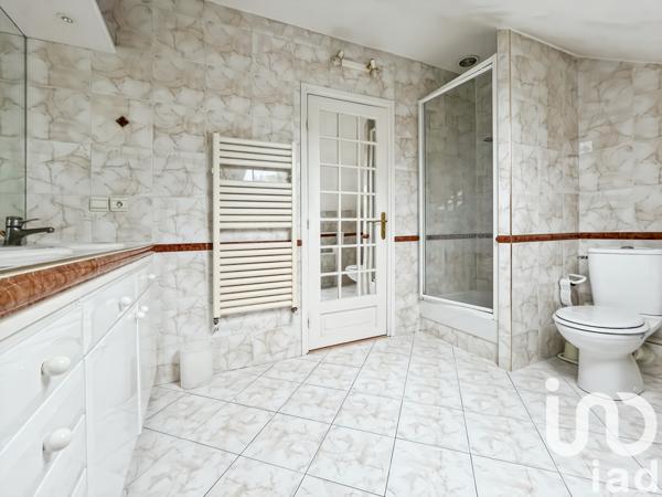 Maison à vendre 9 pièces 240 m² Chelles