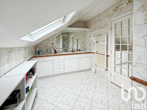 Maison à vendre 9 pièces 240 m² Chelles