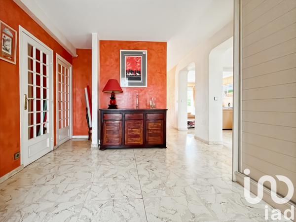 Maison à vendre 9 pièces 240 m² Chelles