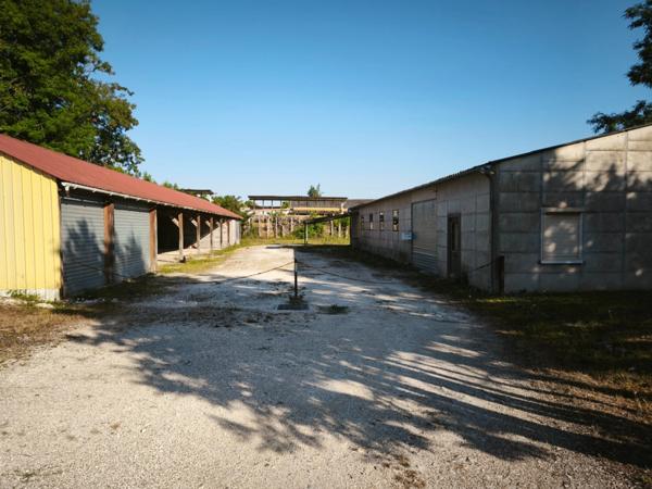 Local/bureau à vendre BLENEAU (89)