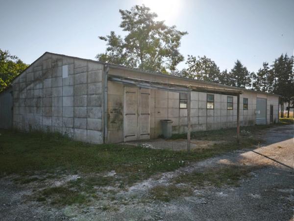 Local/bureau à vendre BLENEAU (89)