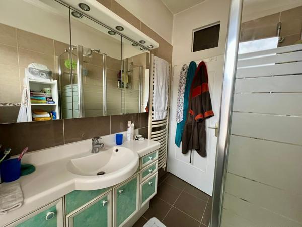 Maison en VENTE A TERME Occupée DUH à vie  - 140m²