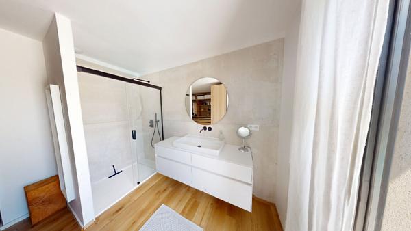 Maison Aussonne 4 pièce(s) 130 m² de plain pied sur 800 m² de terrain avec piscine.