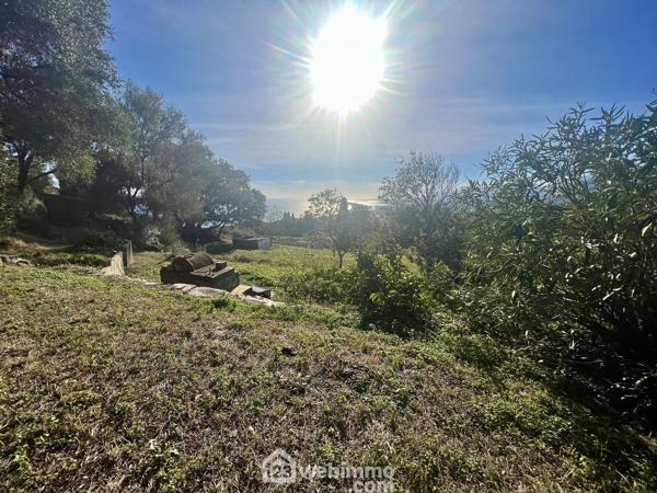 Terrain constructible 1865 m² à Bastia 20200